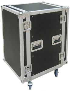 Cobra 19" 16U Standard rack case. 9/10mm plywood.  Depth: 520mm. Lids: 70mm.  W/Wheels