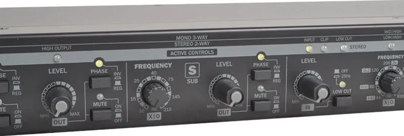 Q-Audio QXOVER23 Stereo 2-Way/Mono 3-Way Active Crossover Subwoofer Output